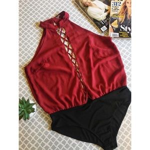 •• NEW•• CharlotteRusse®️Sleeveless Bodysuit.